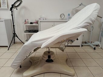 Kozmetické hydraulické lehátko - 3