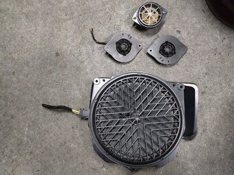reproduktory Audi a5 - 3
