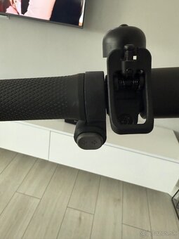 Predam elektricku kolobežku ninebot e2 pro - 3