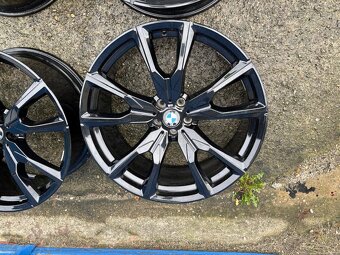 BMW ALU disky R22, 5X112, 9,5J/10,5j, X7 M-packet - 3