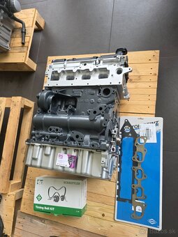 CUPA / CUNA 2,0 TDI 135KW MOTOR - 3