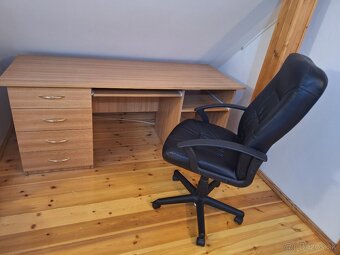 písací stôl a stolička - 3