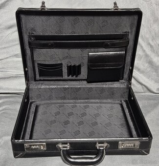 Diplomaticky kufrík - 3