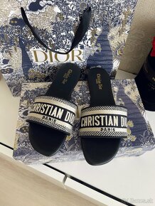 Šedé Christian Dior šlapky - 3
