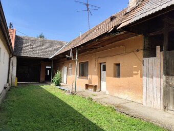 Predám rodinný dom - Hlohovec, rovinatý pozemok - 3