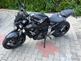 Yamaha mt 07 - 3