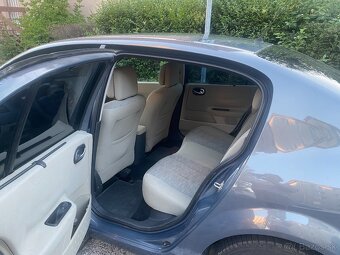 Renault Megane 2 sedan - 3