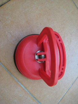 vákuová prísavka - 3