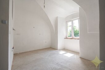 ►Veľký Apartmán 4izb. pri jazerách so záhradou a chatkou v h - 3