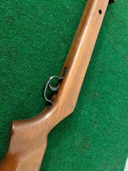 Juhoslovanská vzduchovka zastava cerveni - 3