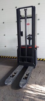 elektr. vzv BT TOYOTA 7SM 10 nosnosť 1000 KG veľmi zachovalý - 3