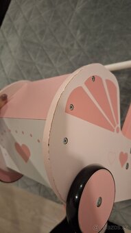 Kočíķ pre bábiky - 3