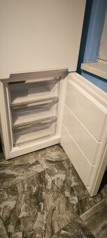 Kombinovaná chladnička s mrazničkou - 3