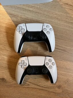 PlayStation 5 (PS5) Digital Edition – 2x ovládač – Top stav - 3
