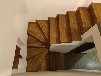 Podlaha, dvere, schody - 3