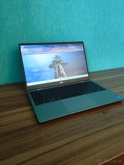 Dell Latitude 3320 i5 • 8GB • 256GB SSD - 3