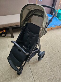 Hauck Rapid 4D olive - 3