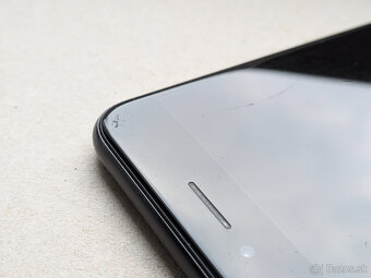 Predám Apple iPhone SE 2020 128GB v čiernej farbe. - 3