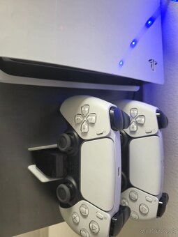 PS5 Slim + 2x dual sense - 3