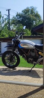 DUCATI SCRAMBLER 800 - 3