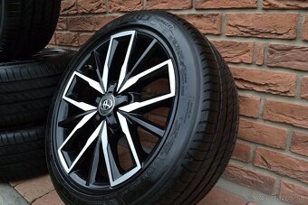 5x114,3 R17 Letna sada Original Toyota Corolla + 225/45 R17 - 3