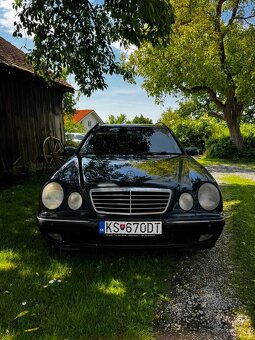 Predám Mercedes Benz E200 - 3