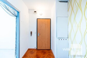 Exkluzívne na predaj 3-i byt v meste Trebišov - Komenského - 3