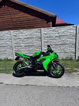 yamaha R1 - 3