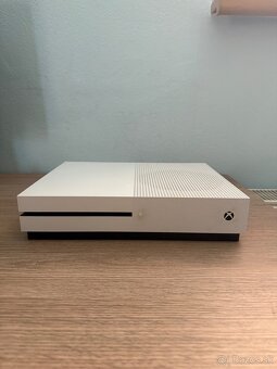 XBOX ONE S 1TB - 3