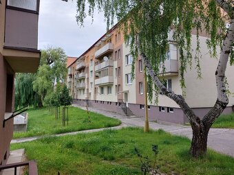 Na predaj 2 izb. byt v centre mesta Holíč - 3
