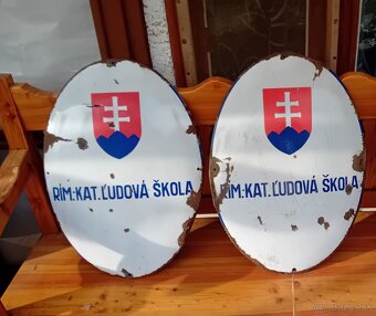 Veľa smaltovanych tabul - 3