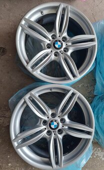 BMW M r19 alu disky - 3