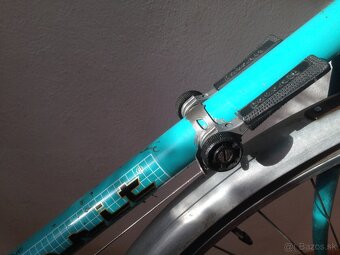 Retro cestný bicykel FAVORIT-ROKYCANY - 3