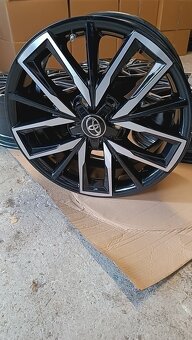 R17 5x114,3 km toyota ALU disky - 3