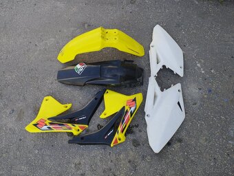 SUZUKI RMZ 450 - 3