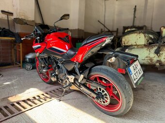 Kawasaki Z 650 2022 - 3