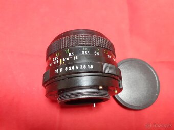 Pentacon Electric Multi Coating 50mm 1:1.8
- 3