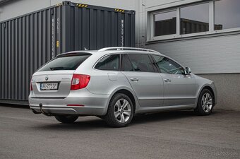 Škoda Superb Combi 2.0 TDI DSG - 3