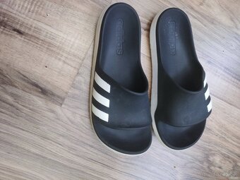 Adidas šľapky - 3