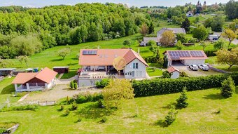 Na PREDAJ jedinečný rodinný dom 438m2 s veľkolepým pozemkom - 3