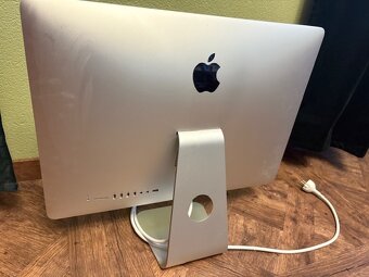 iMac 21,5 palcový (late 2015) - 3