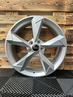 Audi Q3 83A - 4x orig.ALU 5x112 R19 - 3