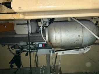 predám šijací stroj Minerva - 3