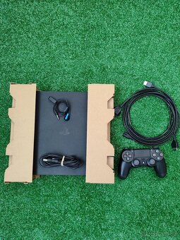 Playstation 4 1TB Slim - 3