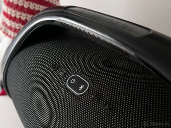 Predám JBL bombox 2 - 3