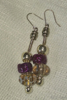 STRIEBORNÉ NÁUŠNICE - 3