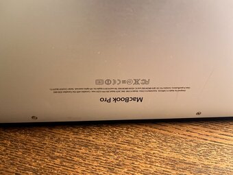 Apple MacBook Pro 13 - 3