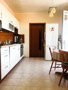 Veľký,pekný,slnečný 3 izb. byt s loggiou,Saratovská,Levice - 3