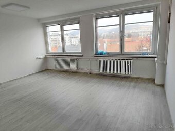 Na prenájom kancelária s kuchynkou centrum Banská Bystrica - 3