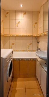 3 IZBOVÝ BYT,PREŠOV,MATICE SLOVENSKEJ,70 M2,LOGGIA,0/7 P - 3